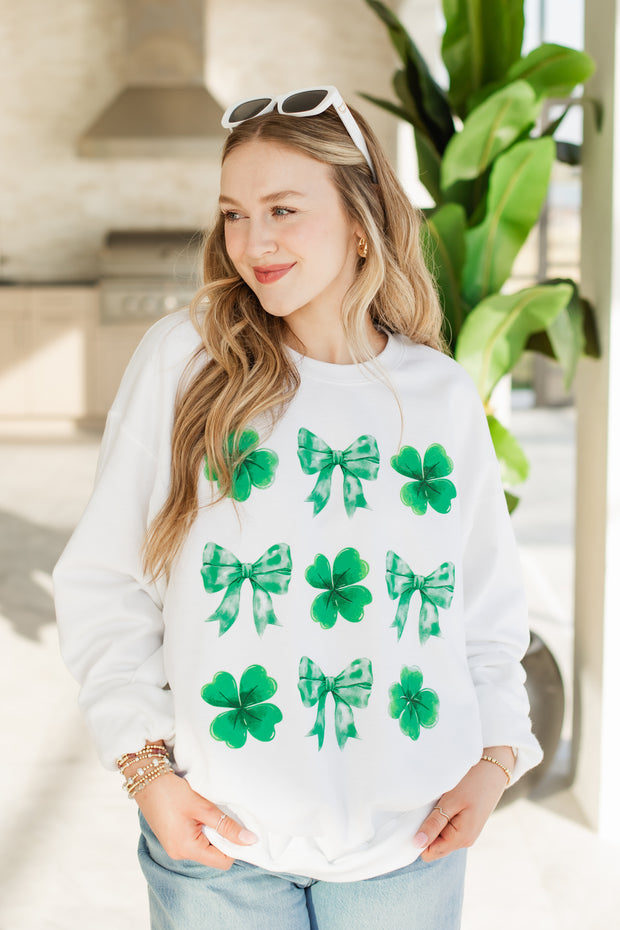 clover and bows sweatshirt