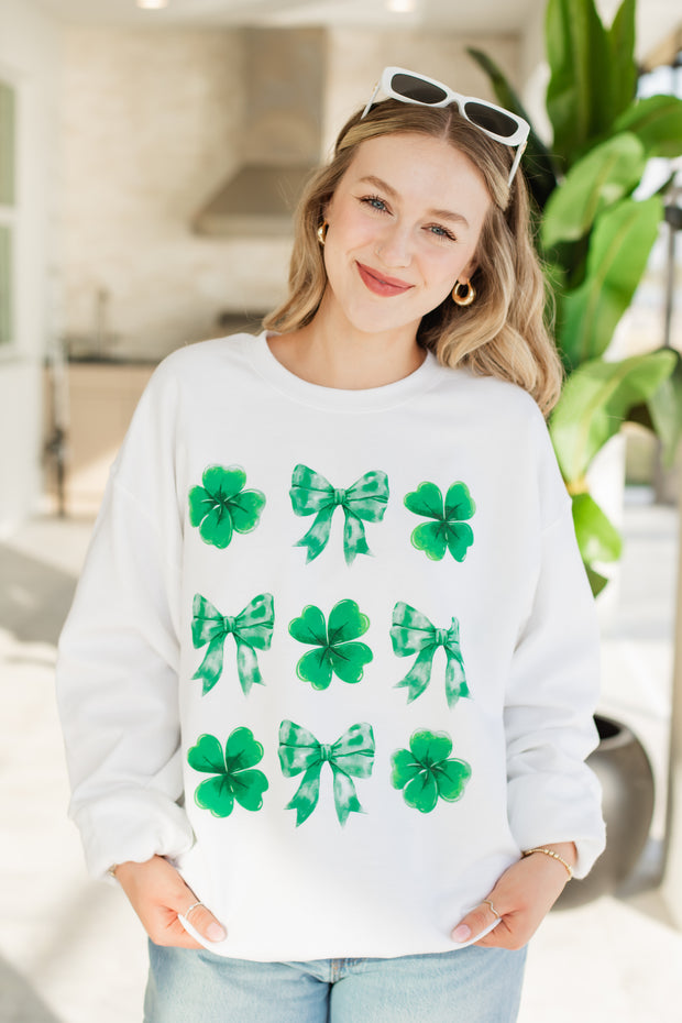 clover and bows sweatshirt