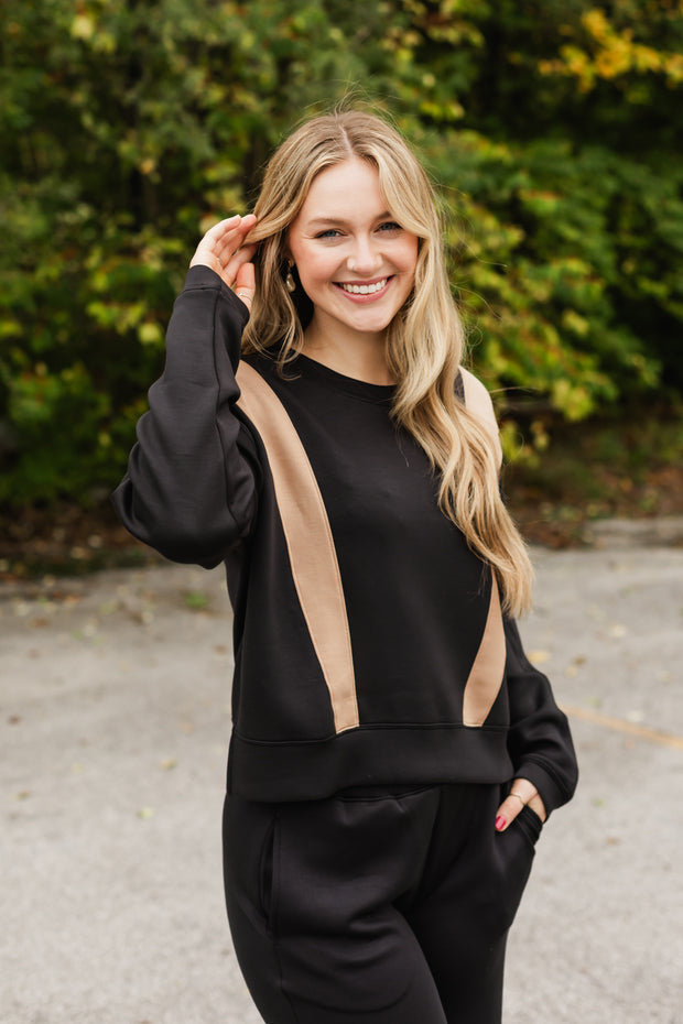 journee cloud sweatshirt in black